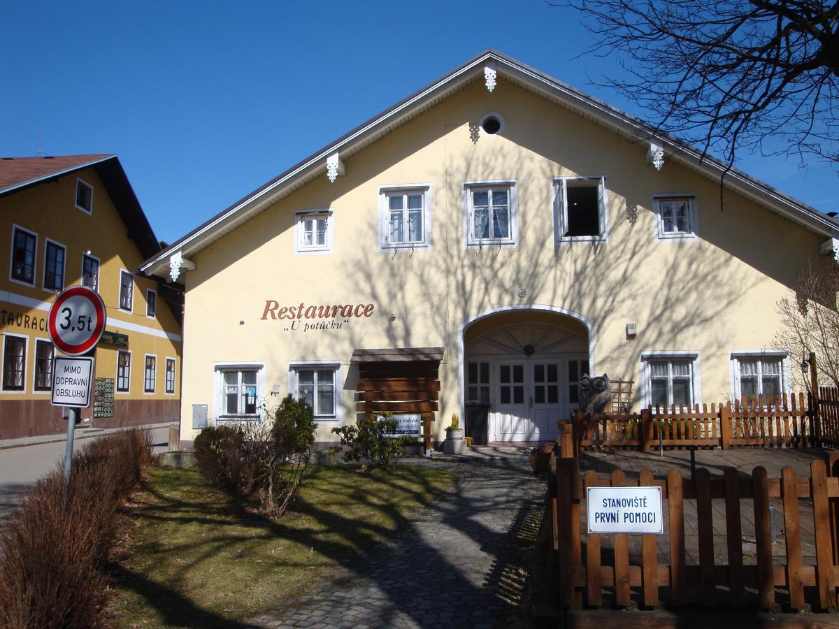 Appartement Apartman Na Sumave-Volary Extérieur photo